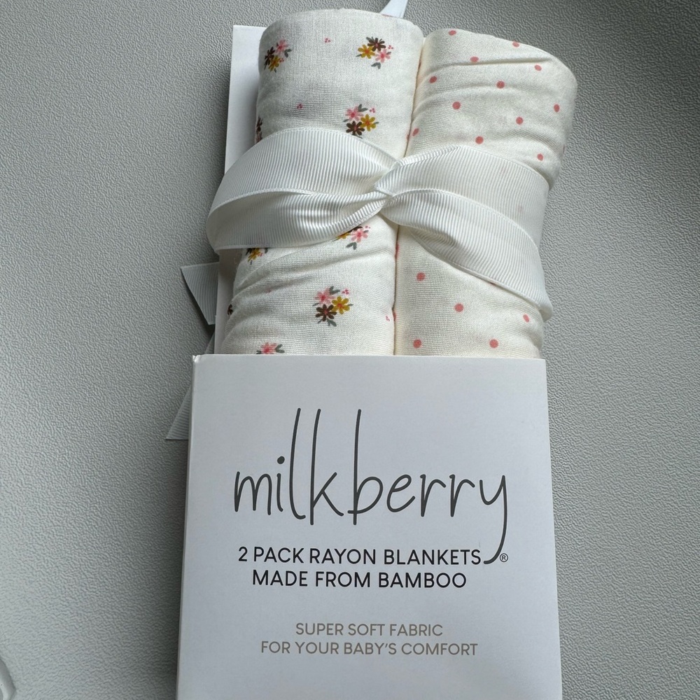 Milkberry Cream Floral & Pink Dot Baby Rayon Blanket 2-Pack NWT